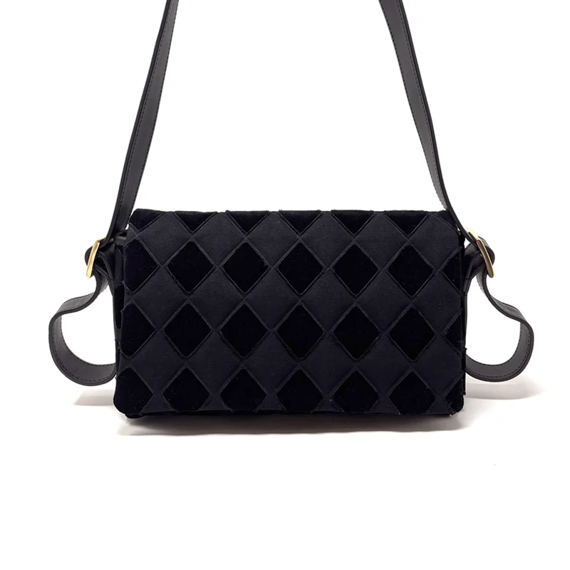 Lapat rombi black