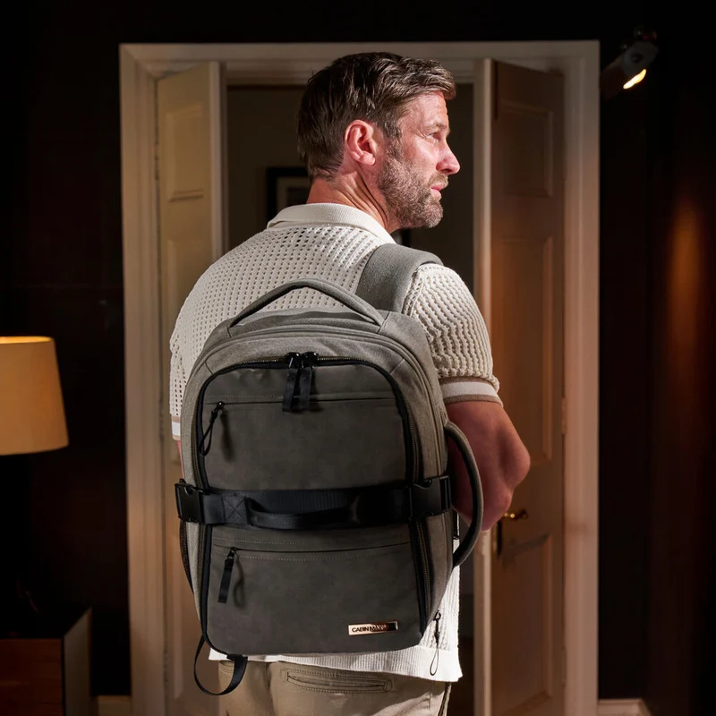 Evos Expandable Backpack - 40x30x20 > 40x30x15 cm