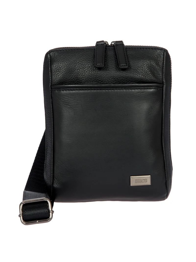 Compact shoulder bag