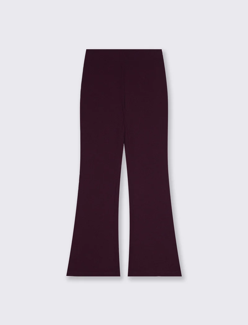 Fuseaux flare: stile e comfort unici - Bordeaux