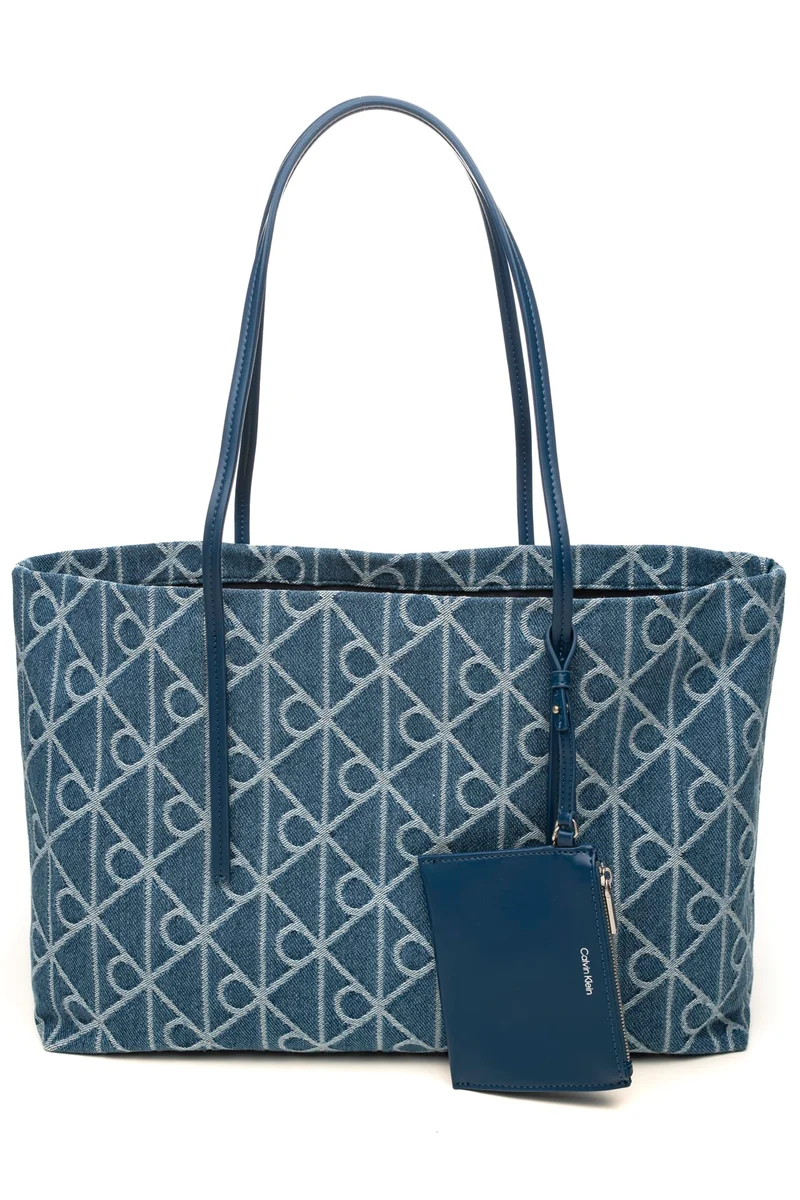 Borsa Calvin Klein Emblem Dnm Tt Da Donna Stampa Monogrammi Denim Blu Medio In Denim E Poliuretano