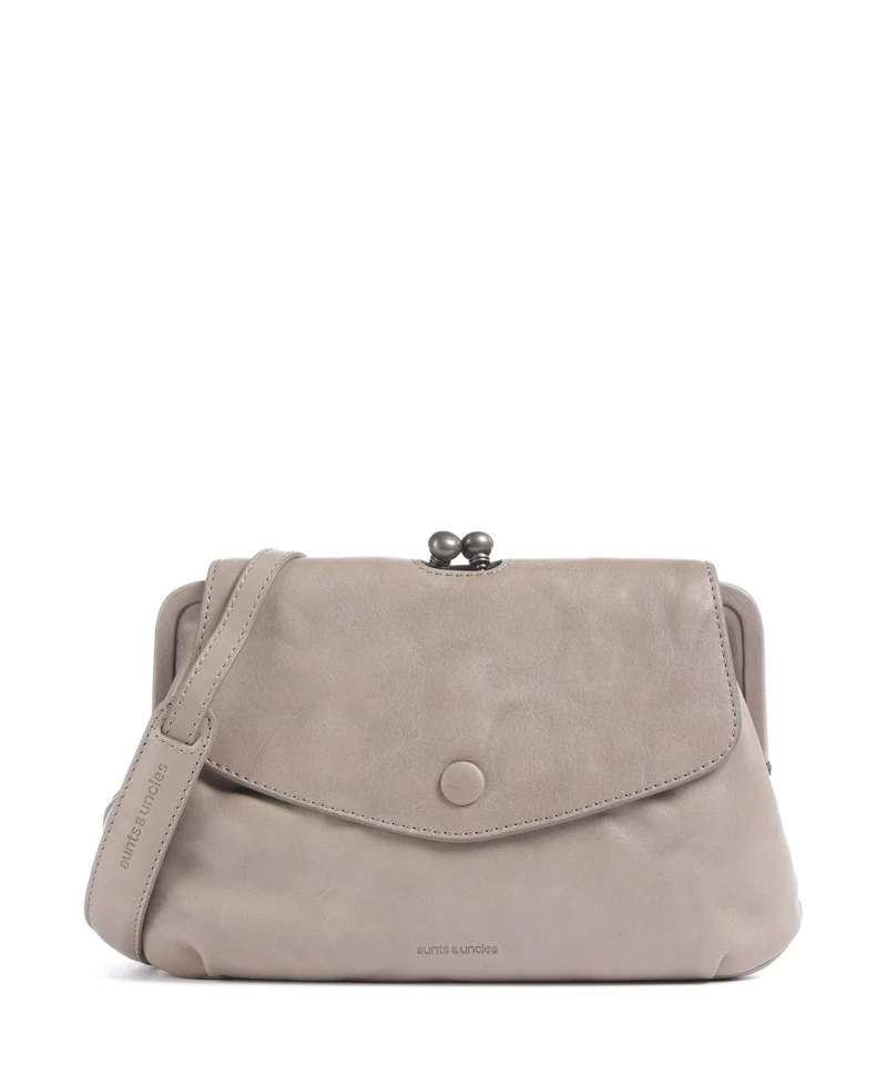 Aunts & Uncles Grandma's Luxury Club Mrs. Madeline Borsa a tracolla roasted cashew