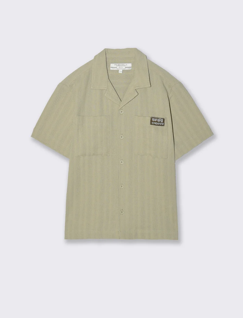 Camicia over con colletto e maniche corte - Verde
