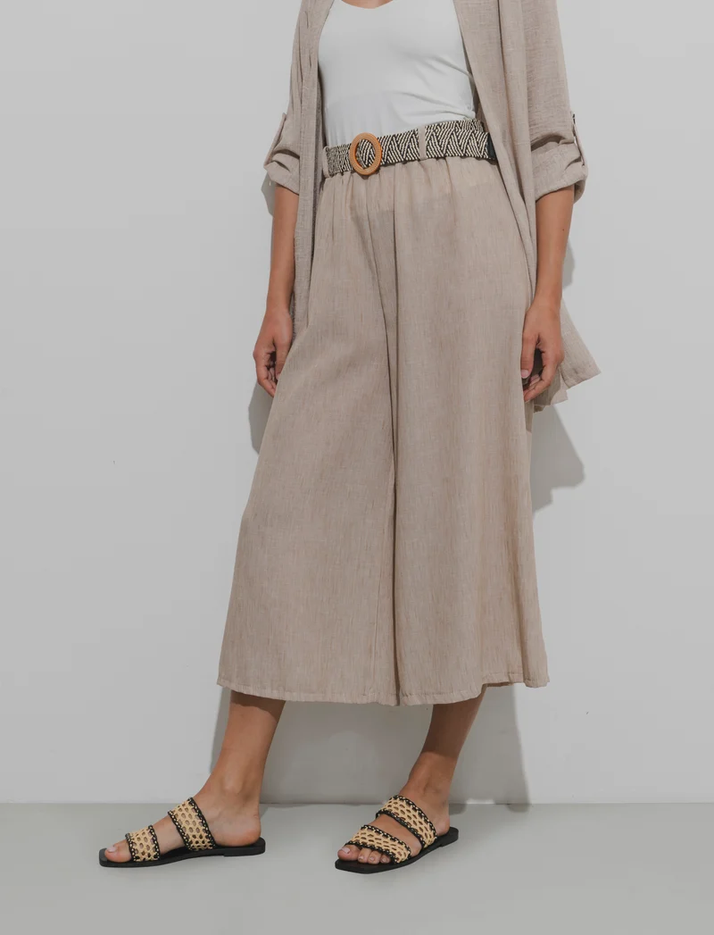Pantalone largo con cintura - Beige