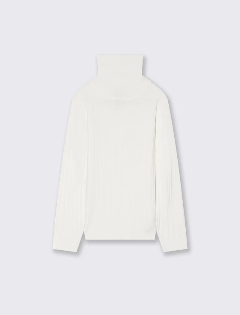 Maglia collo alto con trecce. - Bianco latte