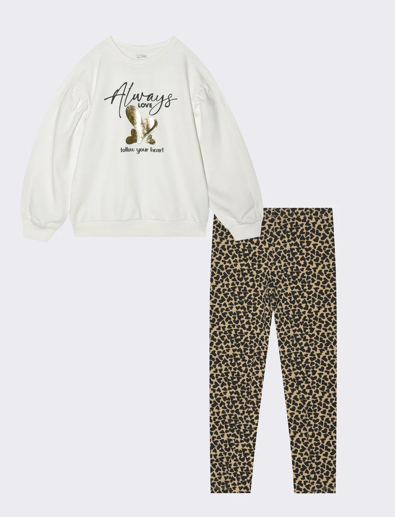Completo con felpa e leggings. - Bianco latte
